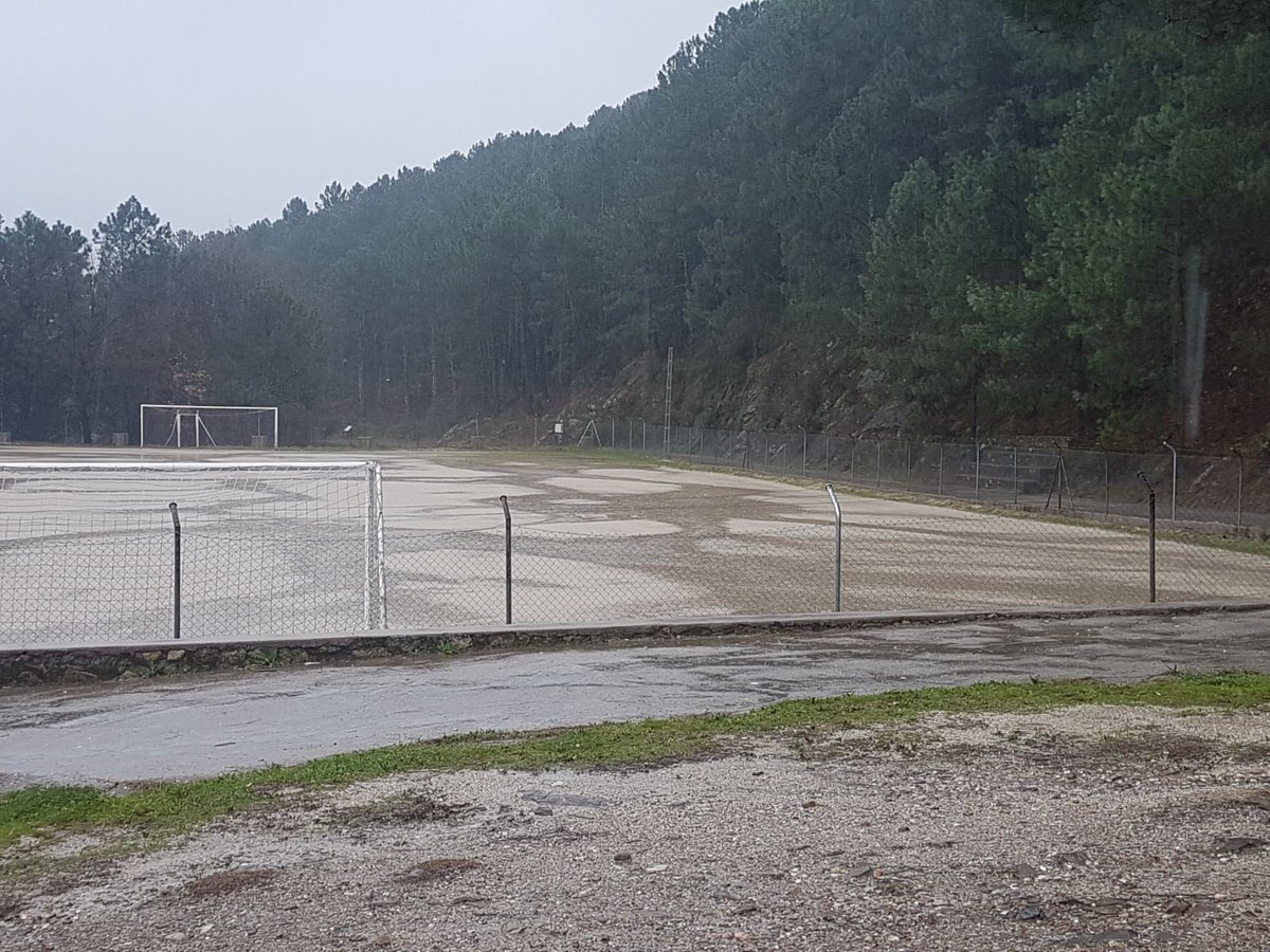 futbolDFavila's tweet photo. Seguimos con los problemas del agua. Esta vez suspendemos el encuentro entre @cdguisandoweb y @UDRamacastanas.
#borrasca #Felix https://t.co/RXqmUo28JZ