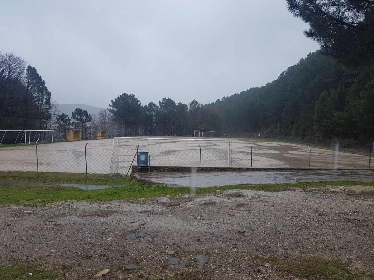 Seguimos con los problemas del agua. Esta vez suspendemos el encuentro entre <a href="/cdguisandoweb/">CD GUISANDO</a> y <a href="/UDRamacastanas/">U.D.RAMACASTAÑAS</a>.
#borrasca #Felix