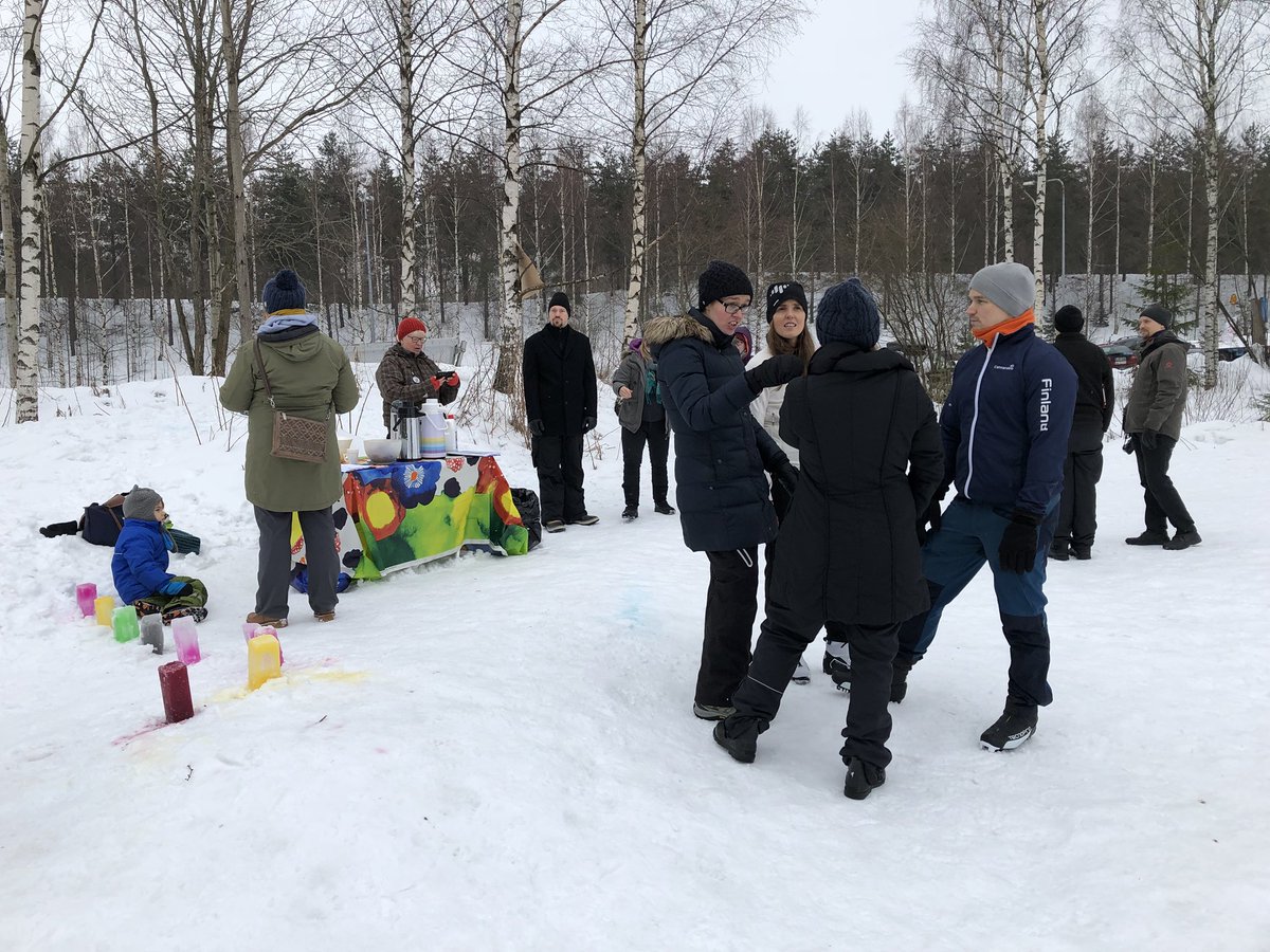 Talviriehasta terveisiä päättäjille. @helviestinta @UUDELY <a href="/EnergiaHelen/">Helen</a> <a href="/TPeltokorpi/">Terhi Peltokorpi</a> <a href="/HelsinkiKymp/">Kaupunkiympäristö</a> <a href="/AnniSinnemaki/">Anni Sinnemäki</a> <a href="/Vapaavuori/">Jan Vapaavuori</a> <a href="/HkiUutiset/">Helsingin Uutiset</a>