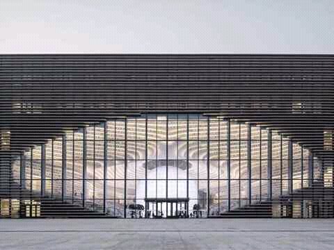 gujaratitwit's tweet photo. China opens world's coolest library with 1.2 million Book's.
#AmazingLibrary #coolestlibrary #Books #China https://t.co/qoK0MLgSJP
