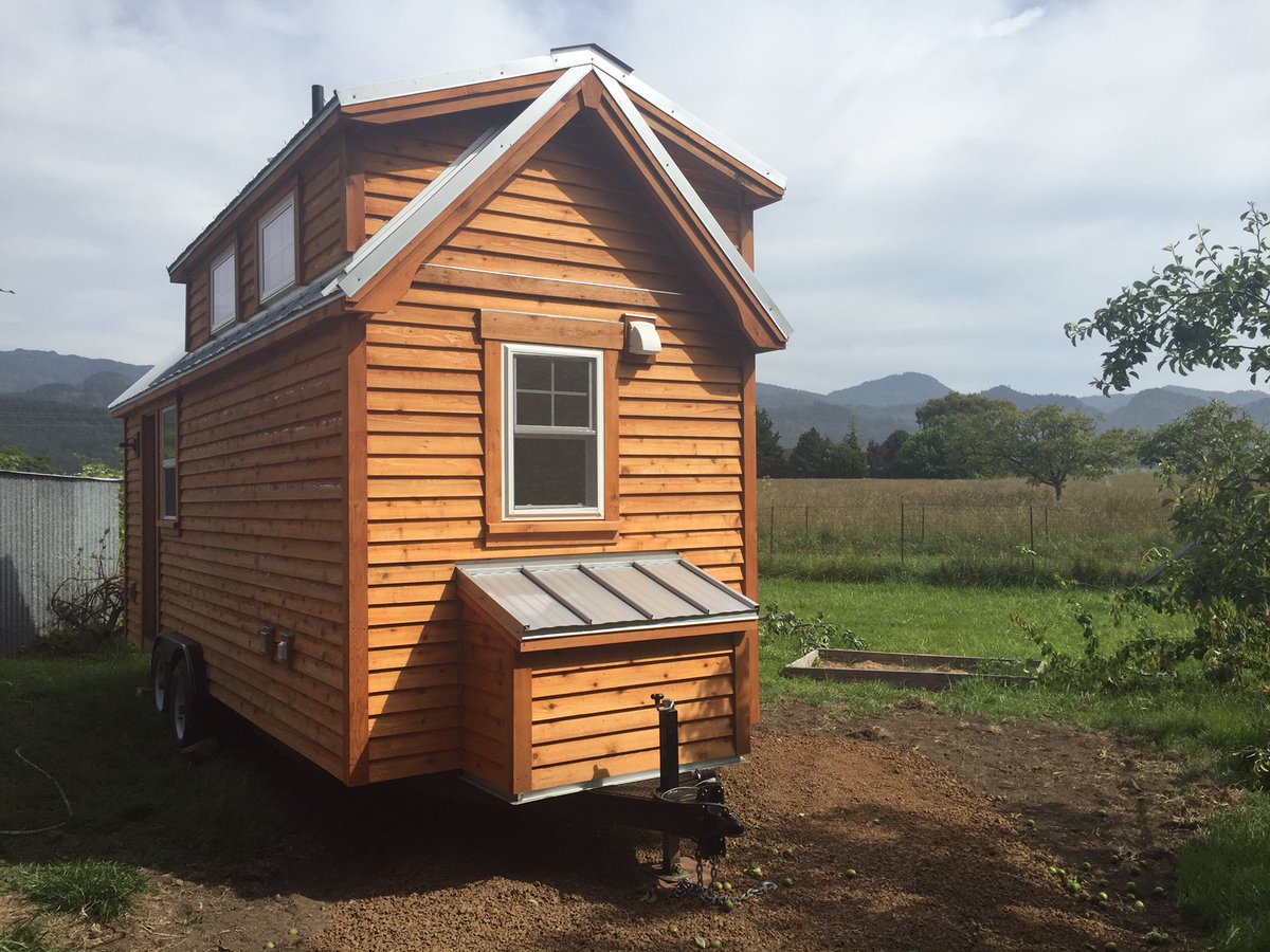 tinyhousefind's tweet photo. Tiny House on Wheels https://t.co/tByLIcl1Dd https://t.co/4krCUTu7mq