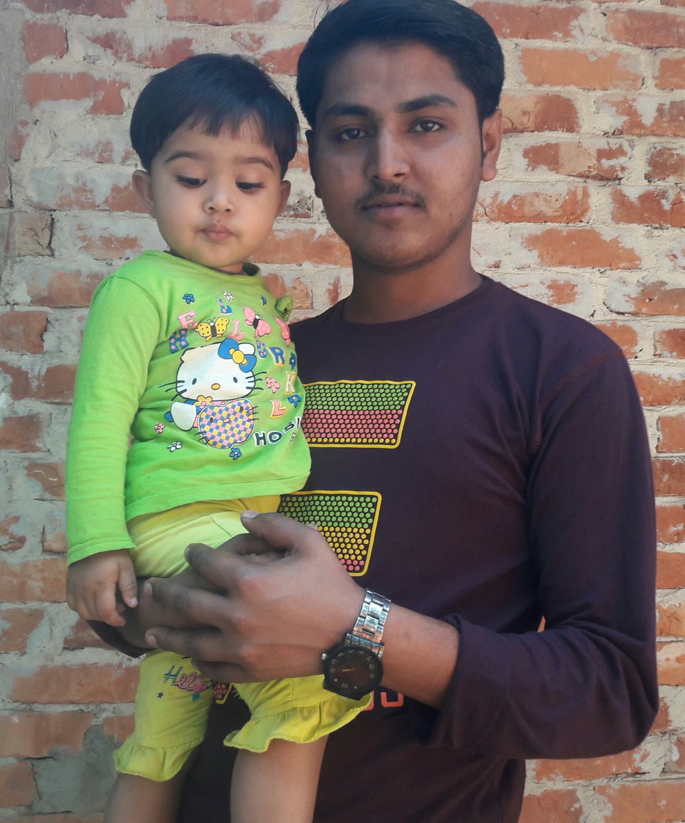ShahinAlamSneho's tweet photo. #WithSis✌✌ https://t.co/SfCGta2bKb
