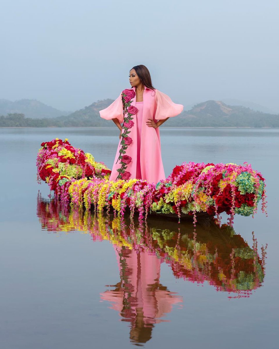 Abuja_Facts's tweet photo. .@bonang_m definitely had an amazing time in ABUJA, Nigeria during this photoshoot at Usuma Dam.

Bonang is a South African television personality, radio host and businesswoman.
📷: GeorgeOkoro 

#ExperienceABUJA https://t.co/i8KyZiWXxW