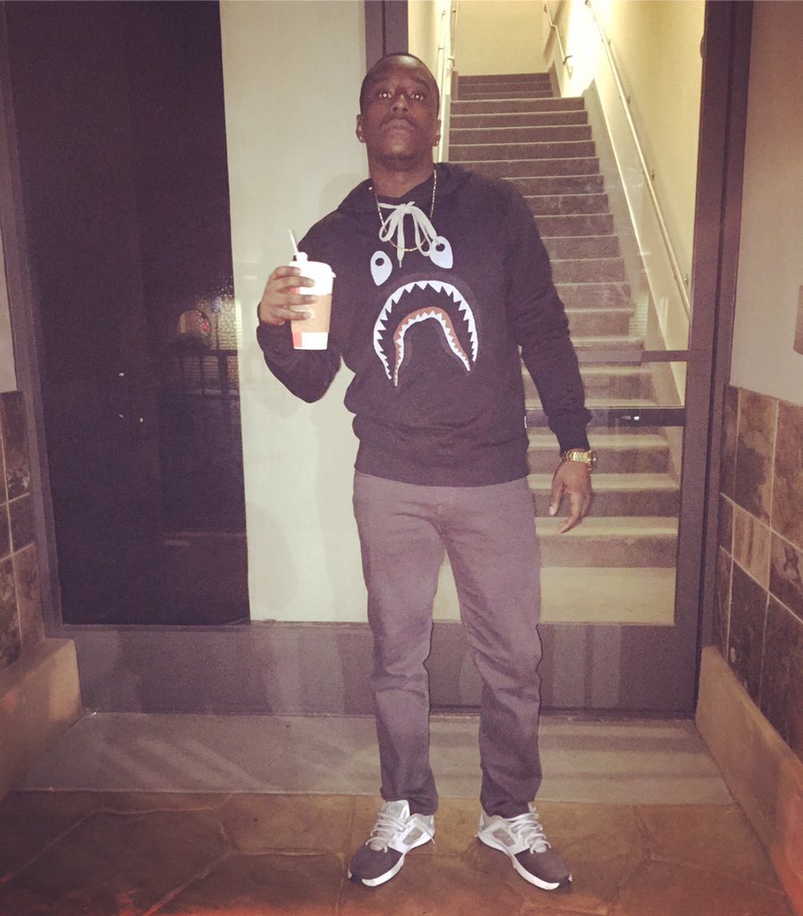 DelaFoo_'s tweet photo. Remain True To Myself In Stay Away From Suckas 🦍 https://t.co/WlK9O9HMR3