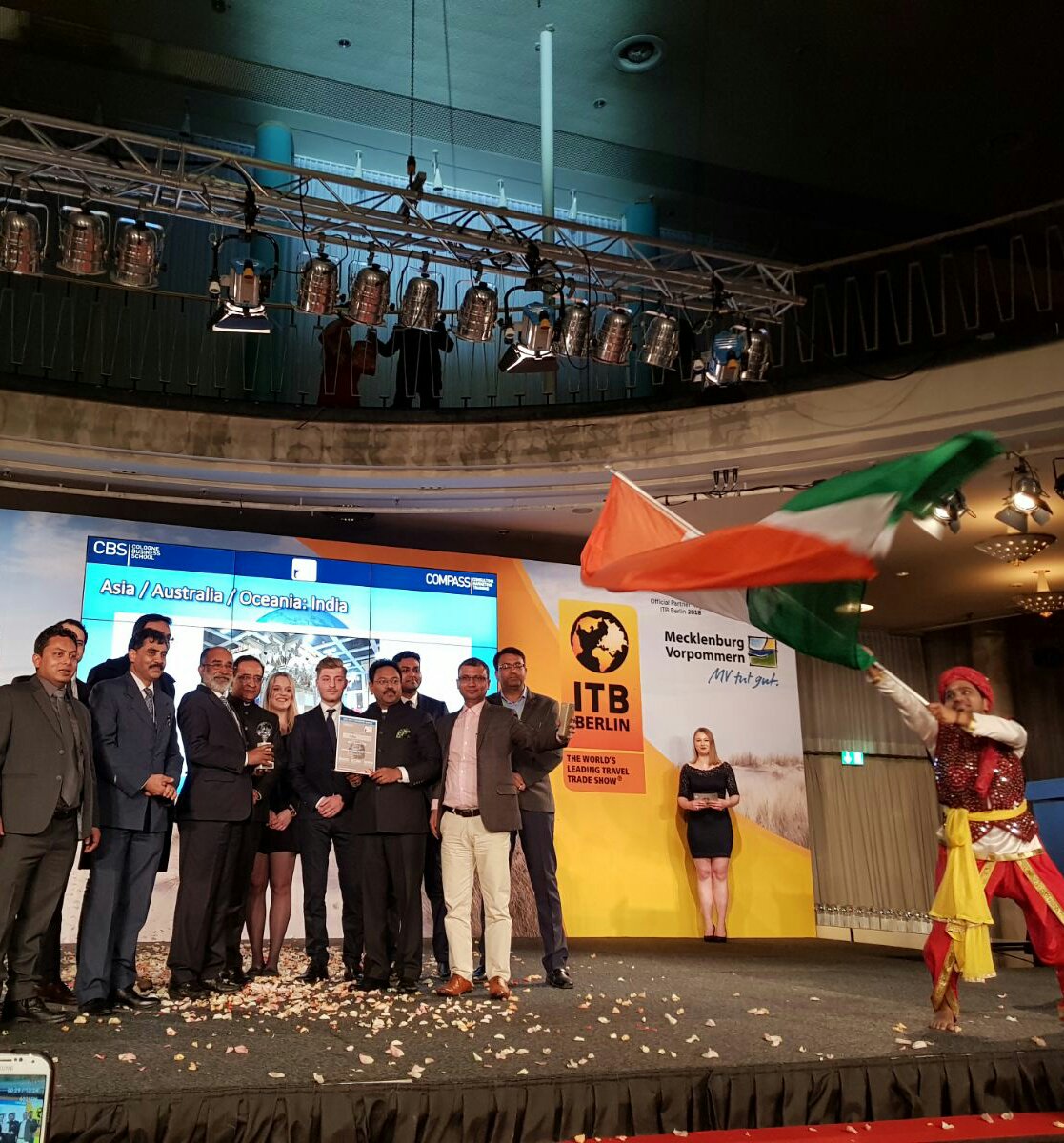 incredibleindia's tweet photo. Best exhibitor in the category Asia/Australia/Oceania #IncredibleIndia #ITBBerlin @tourismgoi @alphonstourism https://t.co/IQmBaTQU5q