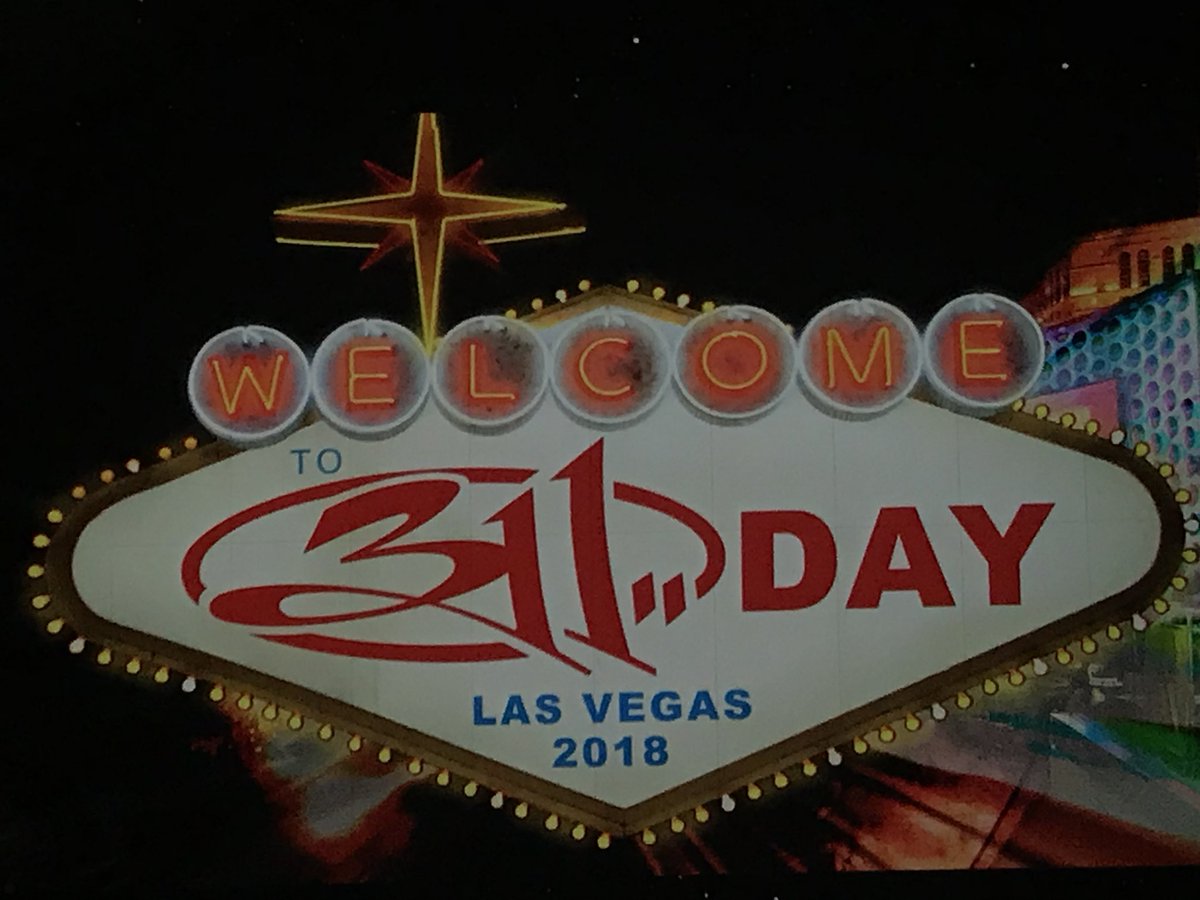 Forever_Dallas's tweet image. 311 day 2018 Night One in Vegas!  #311Day #HowDoYouFeel #UseOfTime