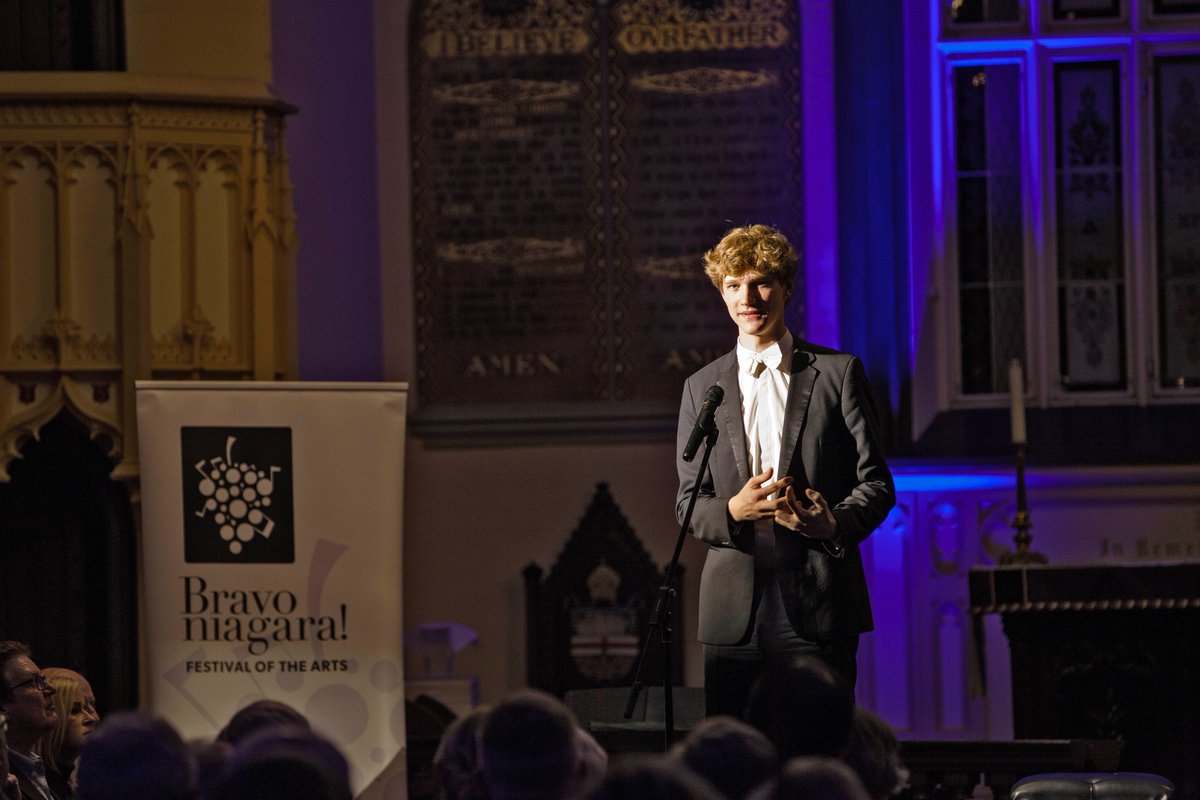 Bravo_Niagara's tweet photo. What an exquisite performance!!! Thank you @janlisiecki! 🙏 #bravoniagara #springintomusic #chopin #ravel #schumann #rachmaninov 📸: Jerry Placken https://t.co/o1m3pwVGII