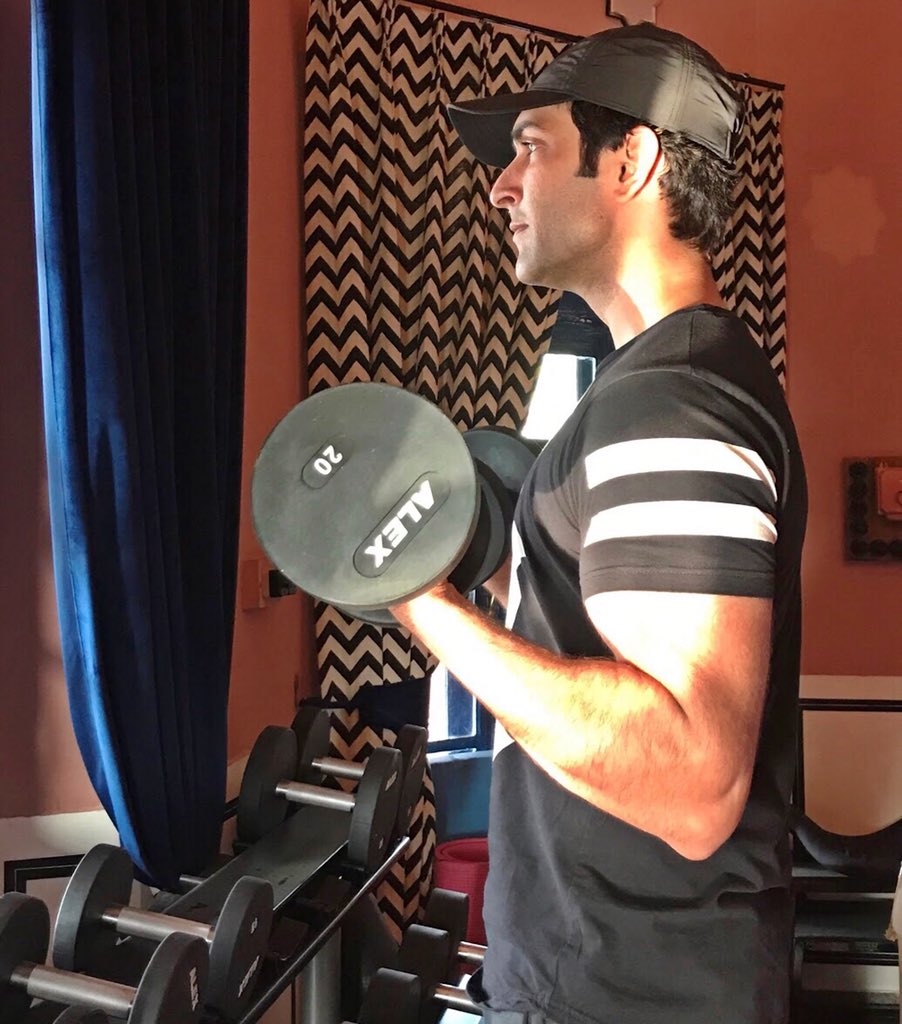nandishsandhu's tweet photo. Sunday mornings be like. #fitness #sunday #morning #coffee #sunny #healthylifestyle #blessed #SundayMorning https://t.co/ztyfXxGV9O