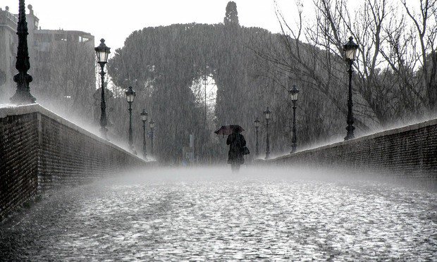 scilla23's tweet image. Záporokkal közeleg a viharos szél - mutatjuk, mikor csap le a hidegfront #belföld #belföldihírerk #hidegfront hirmagazin.eu/zaporokkal-koz…