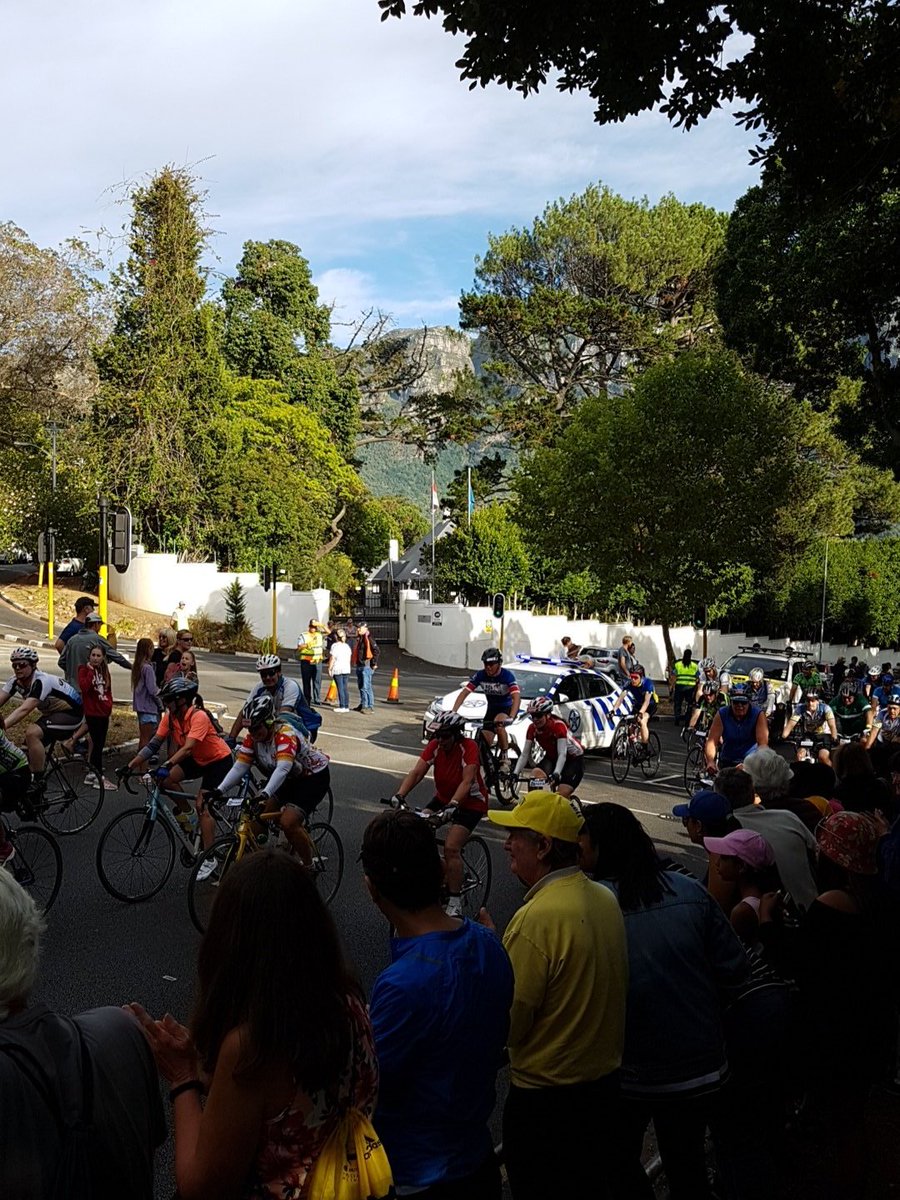 JMSSTN's tweet photo. Wynberg hill #CTCycleTour2018 https://t.co/Xa3QU6U32Q