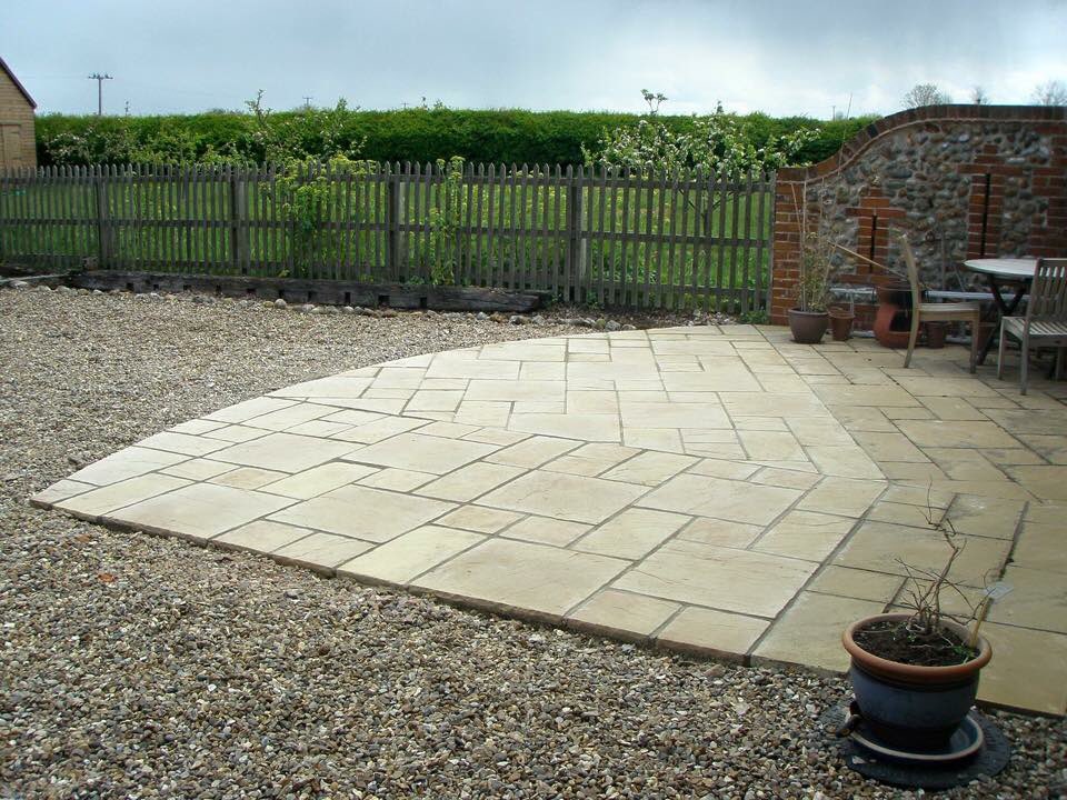 rdwbuildersltd's tweet photo. #patio laid by #rdwbuildersltd #norwich #norfolk https://t.co/GnPyOpZfe0