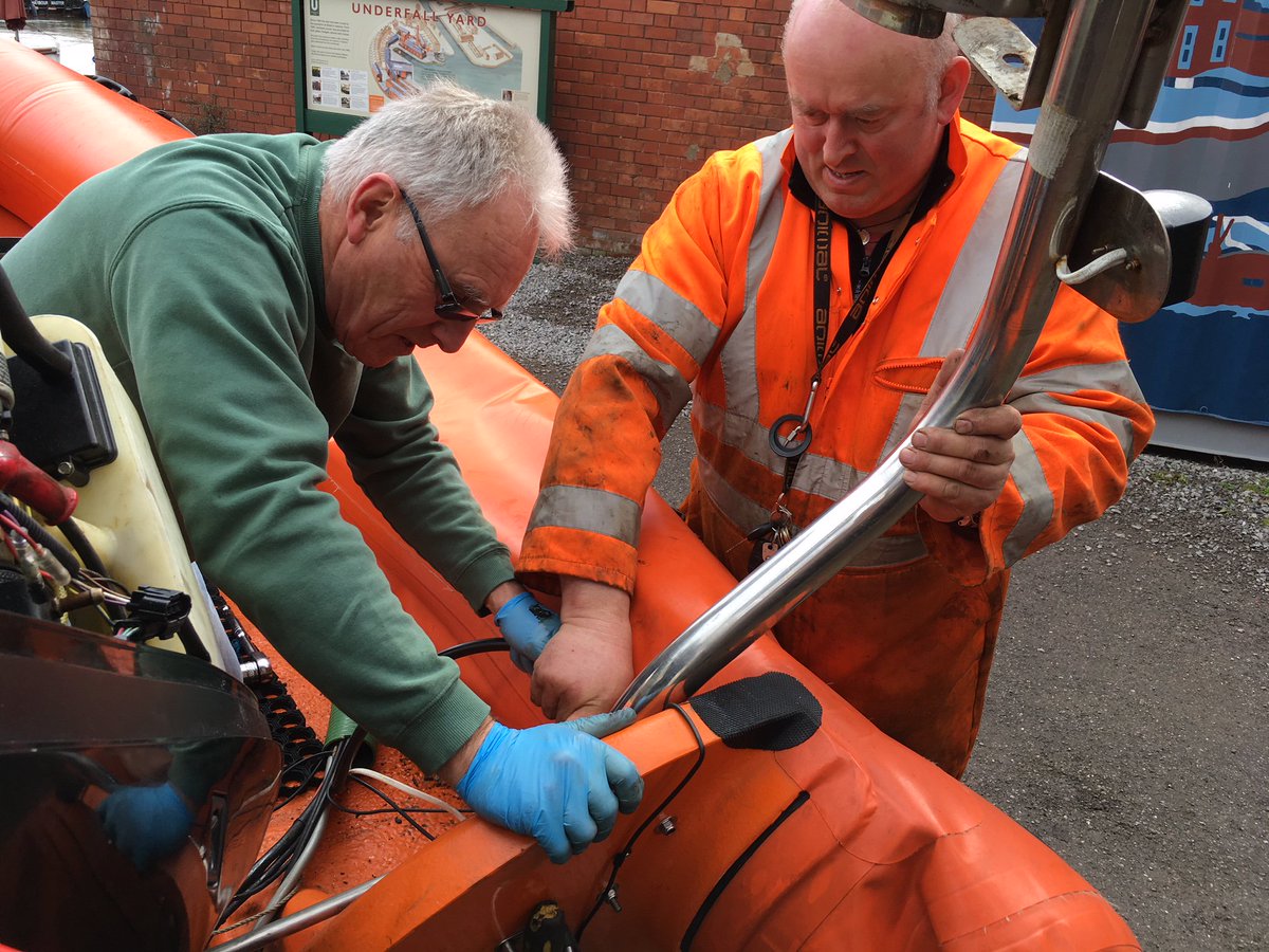 SevernsideSAC's tweet photo. Thanks to all of our fantastic @BSACdivers buddies in #Bristol giving up their weekend to get our two club RIBs 'Emma J' and 'Seabiscuit' ready for our centenary commemoration dive on the wreck of #SSBaygitano on Sunday 18 March 2018 and our #Easter trip at the end of the month! https://t.co/Aye5NJmcQ2