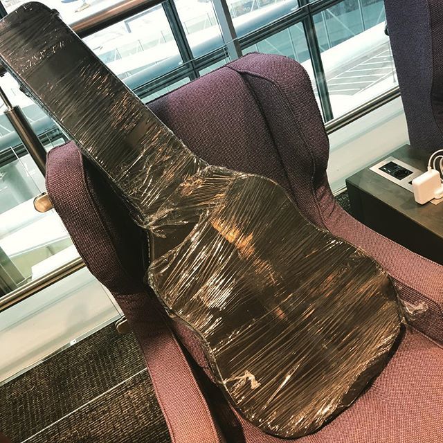 ATBGuitars's tweet photo. Second delivery of the weekend. This time a 1964 #gibson #es335 cherry 🍒 red #stoptail on its way to a new customer in Denmark. This #gibsones335 is scary close in serial number to Clapton’s. In fact it was shipped on the same day!
Did I give a blast… https://t.co/U4A8PIW40e https://t.co/3WTUnJnZSu