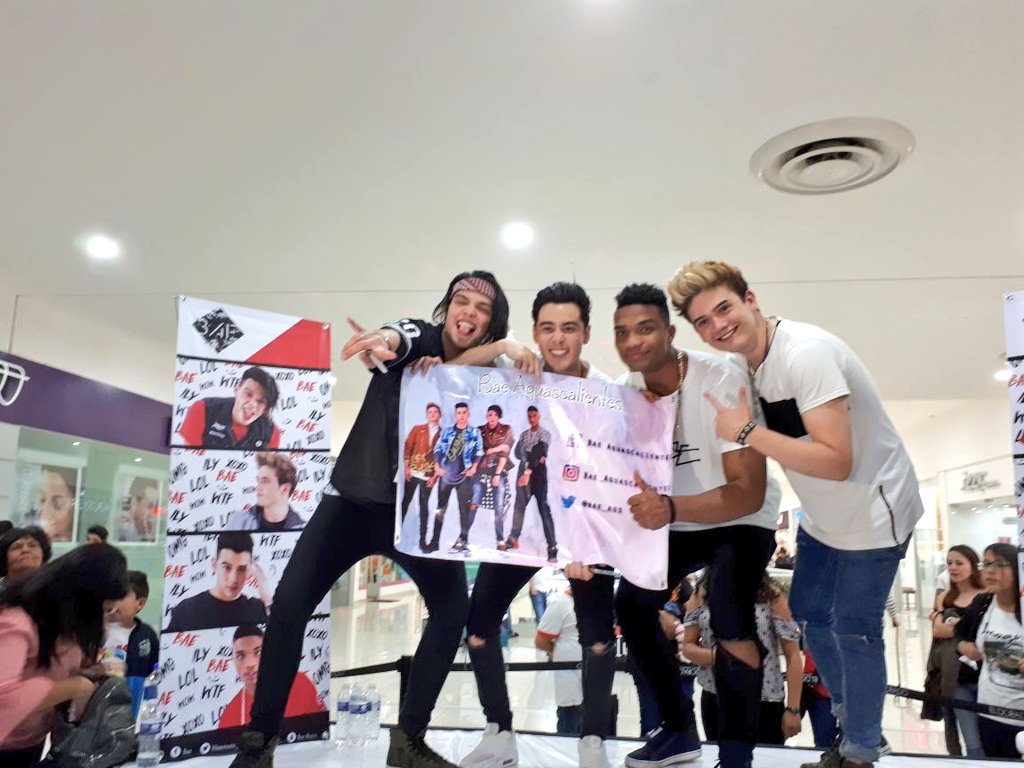 bae_ags's tweet photo. Cada hora, cada minuto , cada segundo, cada día de espera valio la pena , gracias por todo @BAEMUSIC_ Aguascalientes los espera con ansias @EsOmarCruz @SoyRickyBeck @soykevinprato @JaxOficial_  @manuoficialmx  @dannfibo https://t.co/0T9Qftuhg5