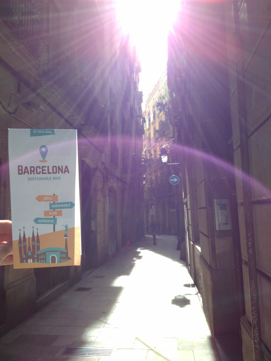 GoodGoalEurope's tweet photo. Did you find our newest sustainable Barcelona map yet?! With the nicest zero waste and organic stores, vegan cafés, sustainable fashion shops, craft beer bars, slow travel experiences and much more. Available for free at plenty of places in BCN! 🌱😍#barcelona #sustainabletravel https://t.co/ii0StKkfOh
