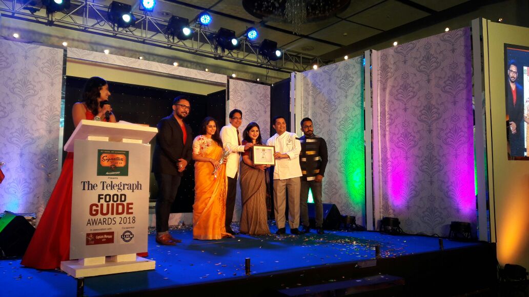 subornobose's tweet photo. Congratulations team #OberoiGrand @TheOberoiGrand for winning the Telegraph Food Award category for Baan Thai &amp; #363 ! Awesome #TOG @subornobose @DirectorIIHM @t2telegraph @dhrubamukherjee https://t.co/2z0IgCxuxV