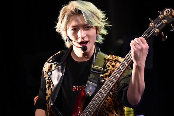 DISH_KOBAYASHI's tweet photo. 本物の//erはそんなことで離れてかないから大丈夫だよ！
サポート ! ★
これが//erが口にすべき言葉だ！
DISH//が解散しませんよに！

#小林龍二 ★
#DISH ★ https://t.co/8Qt4NelcfT