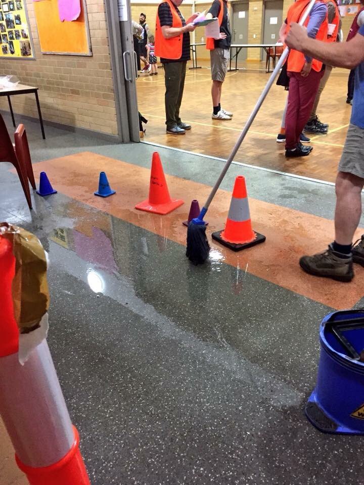 WPSRedevelop's tweet image. #Westgarth Primary has a roof problem. It continues to leak.

This is causing serious issues with mould.

While some remediation work is underway, without a roof replacement, the likelihood of reoccurrence is high.

#northcote 

facebook.com/story.php?stor…