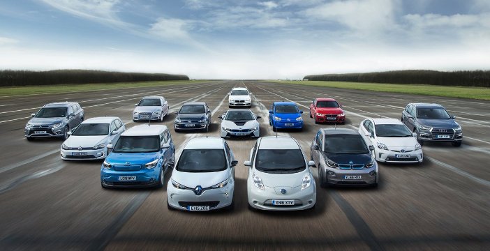 IEGexpo's tweet photo. Nell'ELECTRIC SPACE di #MondoMotori sono attese tutte le auto elettriche oggi commercializzate in Italia con la possibilità di effettuare #testdrive
#IEGexpo #welldoneinitaly
https://t.co/PIK3vB7DgW https://t.co/xDqSKVx91Y