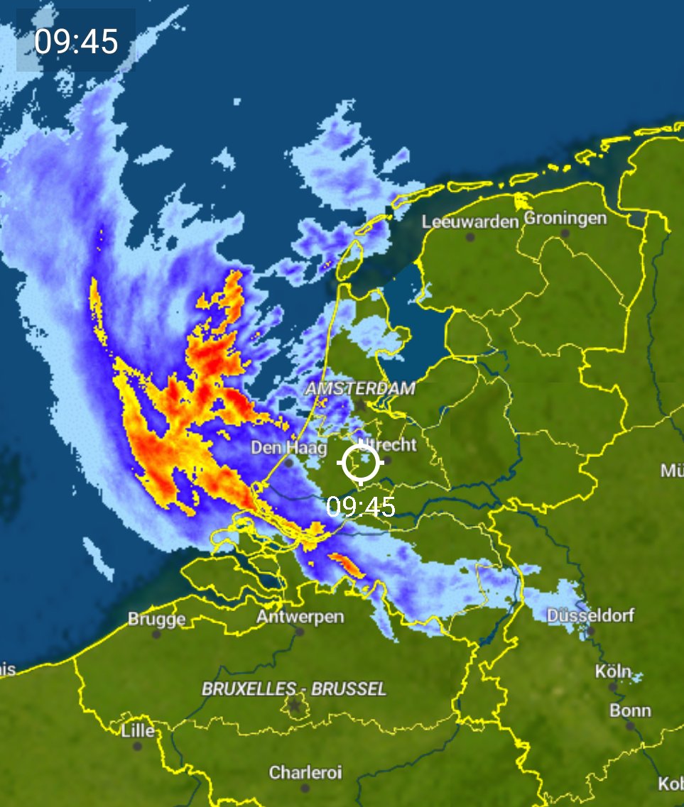 SnijderWiebe's tweet photo. Erg nat in het westen van het land. Al 11 mm gevallen hier. #hetweer #regen https://t.co/lecGpSDwrT