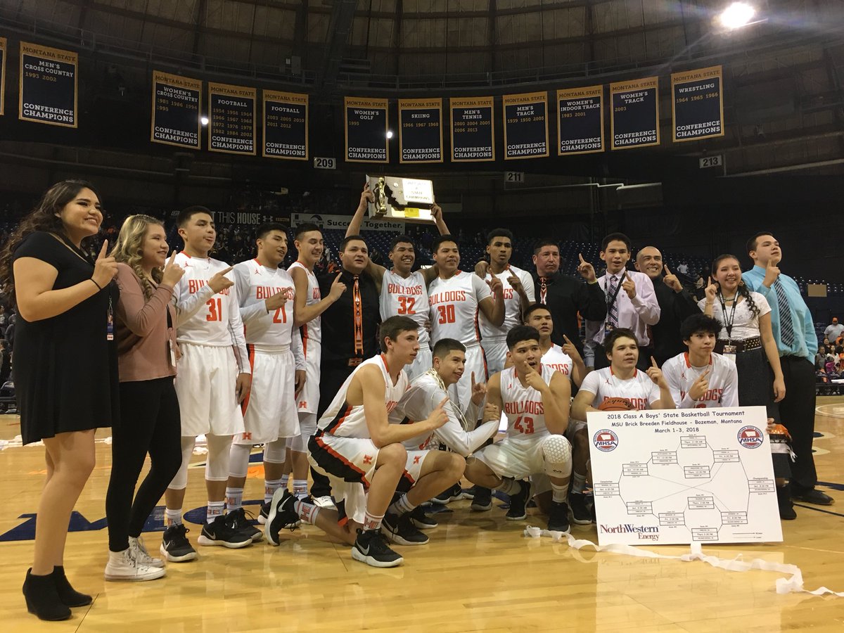 khansen406's tweet photo. Your State A champions, the @hardinbulldogs #mtscores #ClassAbbb https://t.co/vbsNvzMzvO