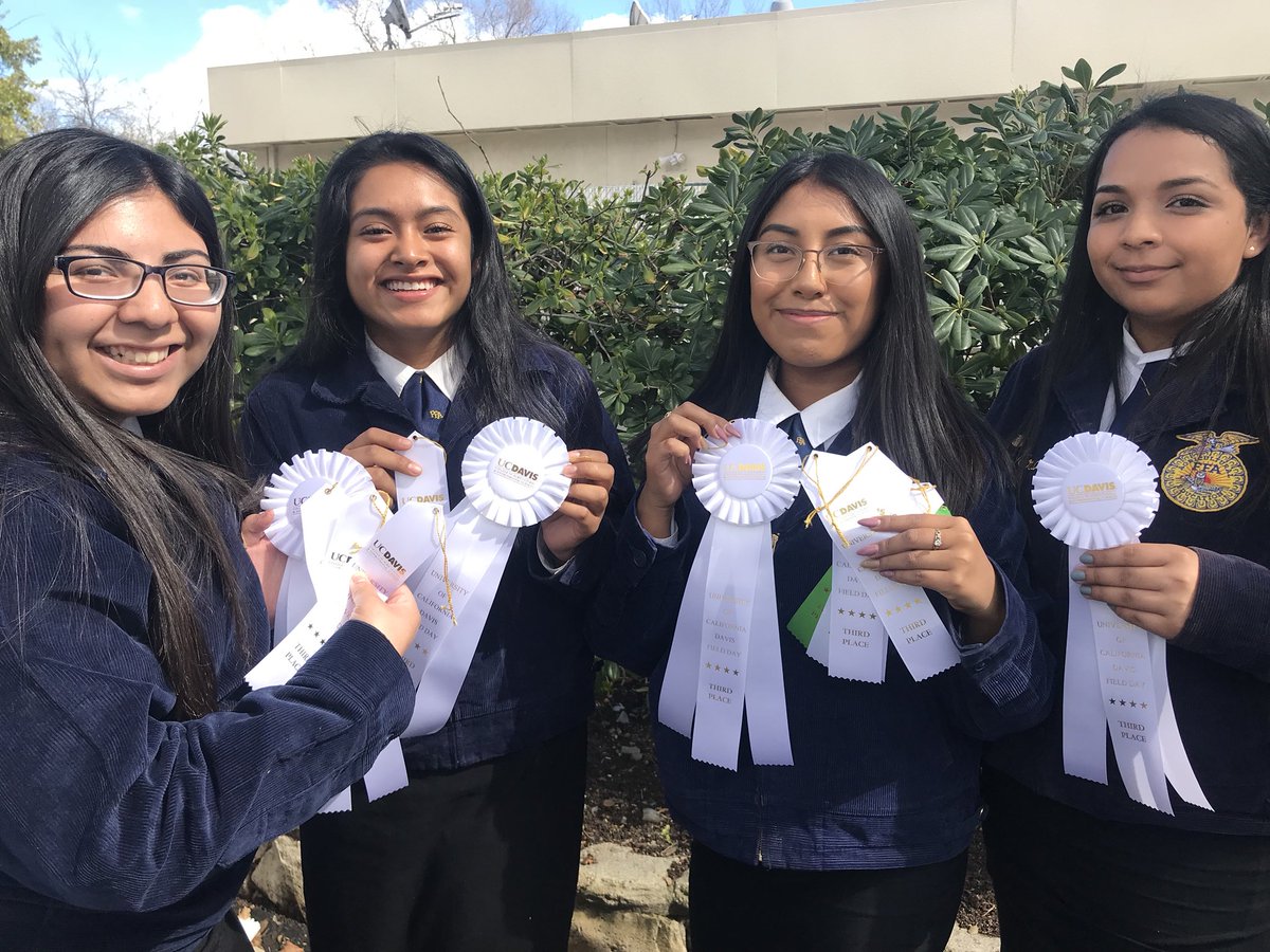 santamaria_ffa's tweet photo. Congratulations to all of our teams that competed today at UC Davis and West Hills! 🎉🏅 Great Job to all the high individuals and great way to be in the top 15 🏆 #smffa #illuminate ‼️ Follow us on Instagram and Facebook for more updates! ‼️ https://t.co/nMMSMxFOho