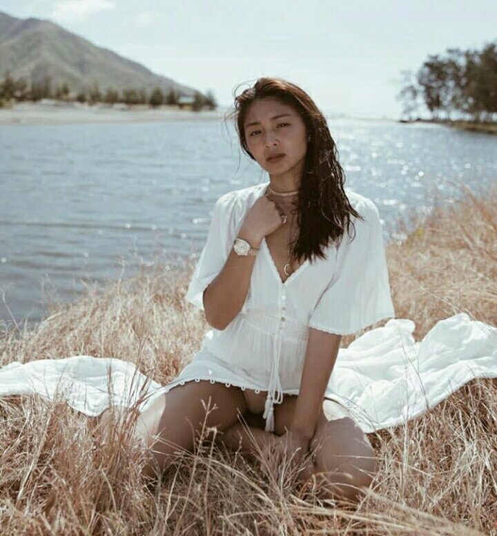 RJR4ever's tweet photo. @dprincesstine @juleleleyy @ElMaestraDeAmor @thatsokayrailli Kaya pa ba gurl? That's our Naddie, loved by her hubby no matter what other people say. NADINE for Sony
#ClickToClique https://t.co/XqWrMQ0dmk