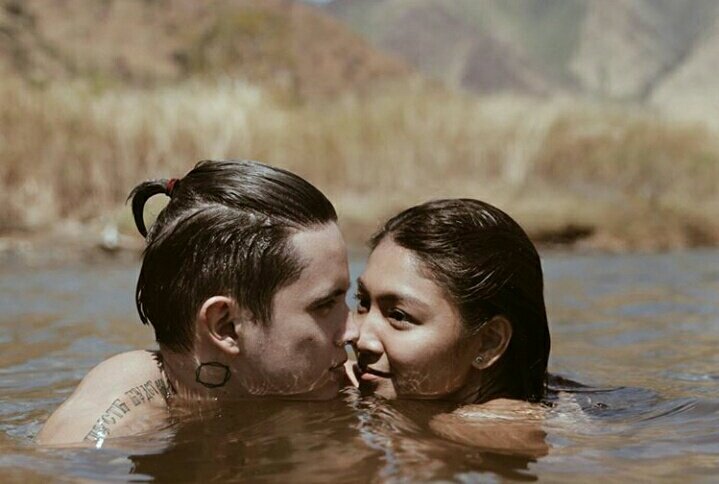 RJR4ever's tweet photo. @dprincesstine @juleleleyy @ElMaestraDeAmor @thatsokayrailli Because JaDine choose to be real, they choose to be happy.
JaDine is not here to COMPETE, but to contribute.
So leave us alone. 
👇👇👇 
NADINE for Sony
#ClickToClique https://t.co/4tj8utLt08