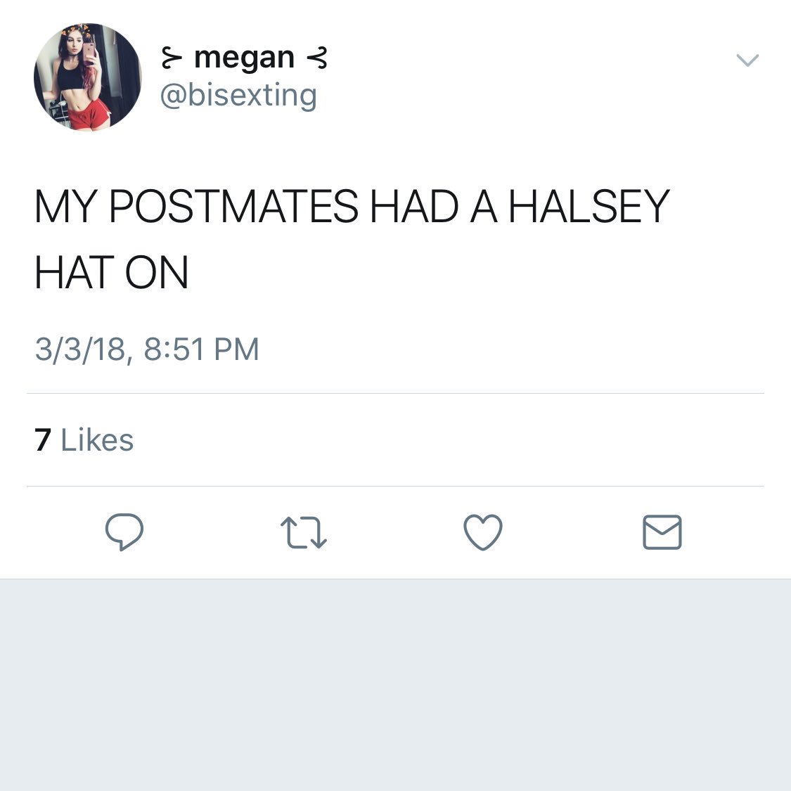 halsey's tweet photo. Ok now b friends. https://t.co/p8IoiiQObJ
