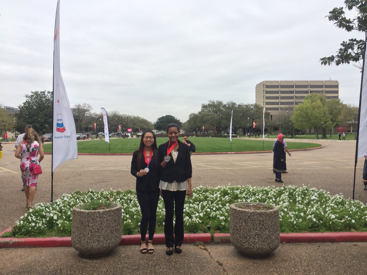 1HIBSA's tweet photo. Congrats to @1HIBSA @hsofingenuity  students for winning two  🥈@SEFHouston and advancing to State!  Thanks @SEFHouston organizers for all your hard work in putting this event together! https://t.co/pEFnykywg4