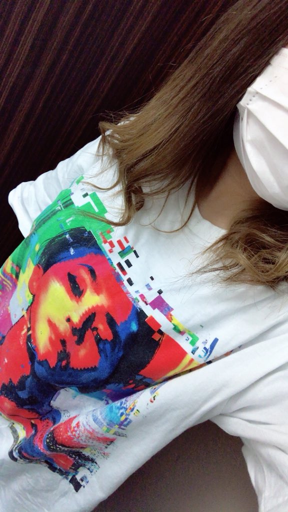 shiyoung10's tweet photo. 韓垢新しくしようと思います！
フォローお願いします☺️☺️
→@seungyoon_37
#BIGBANG #iKON #winner #blackpink #YGFamily #相互フォロー #フォロバ100パーセント #98年生まれ #韓国好きな人と繋がりたい #KPOP好きな人と繋がりたい https://t.co/bai7LGdhjJ