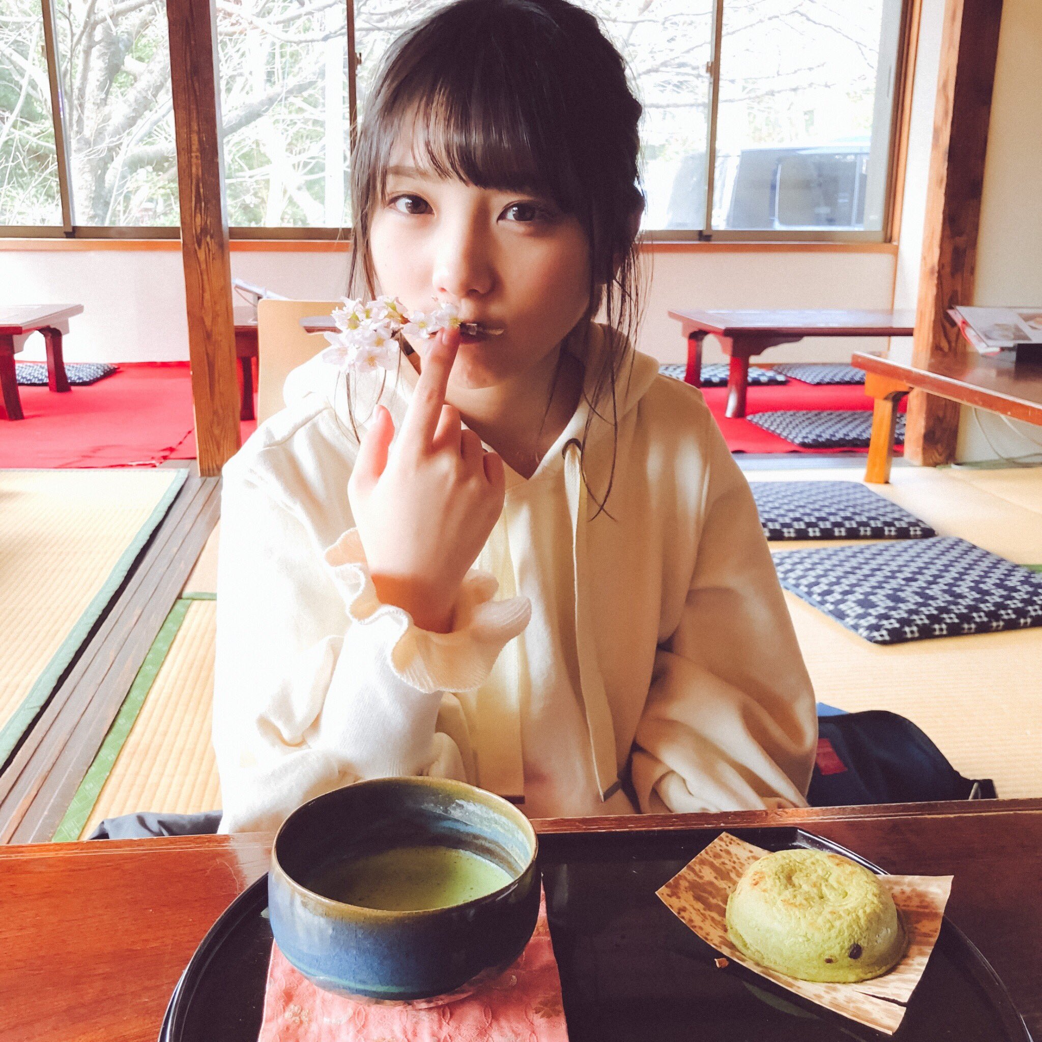 与田 祐希 スマホ 壁紙 与田 祐希 スマホ 壁紙