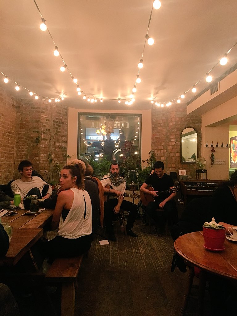 Aakanksha Sinha tweet media