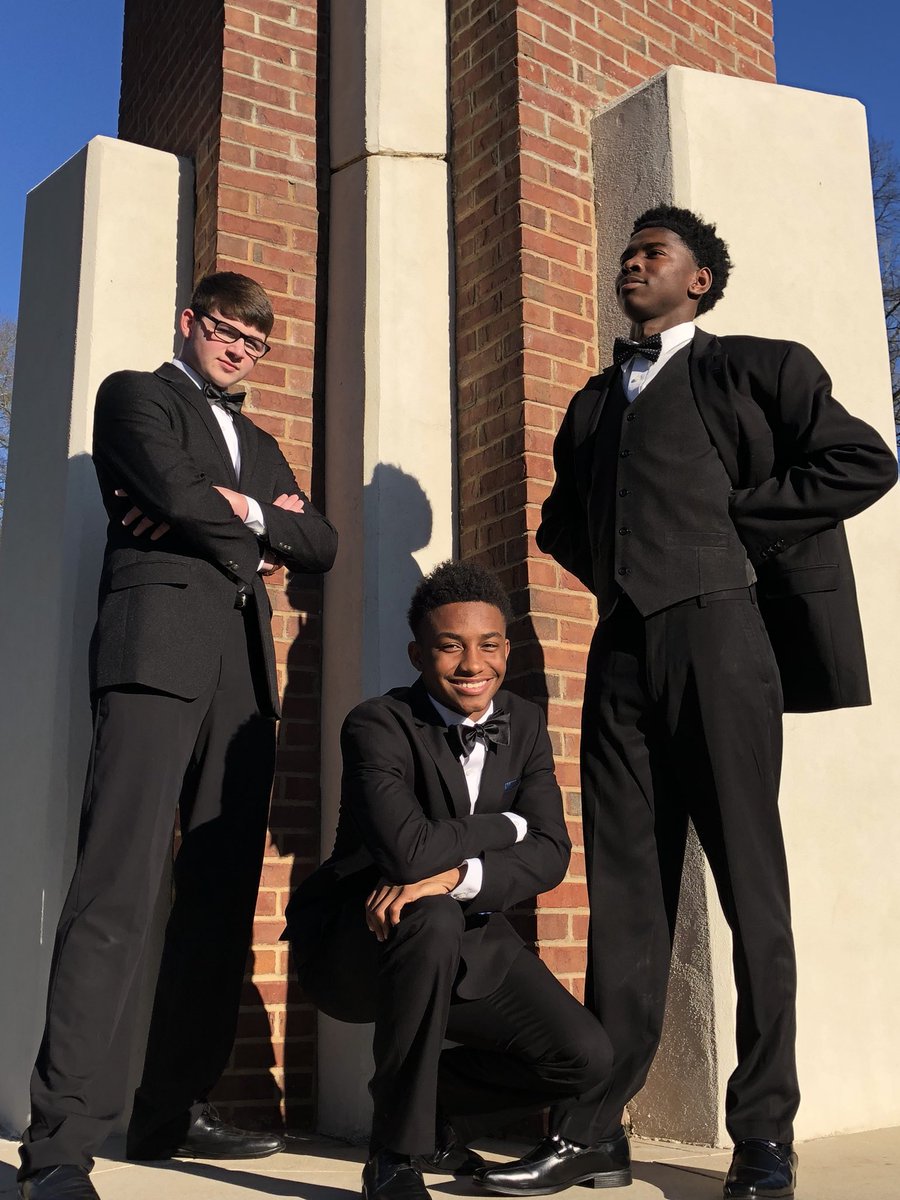 MayoDaveCave's tweet photo. Congrats on an outstanding SC All-State Chorus concert! #MIOSM @NAfME https://t.co/AvetWnf5Wk