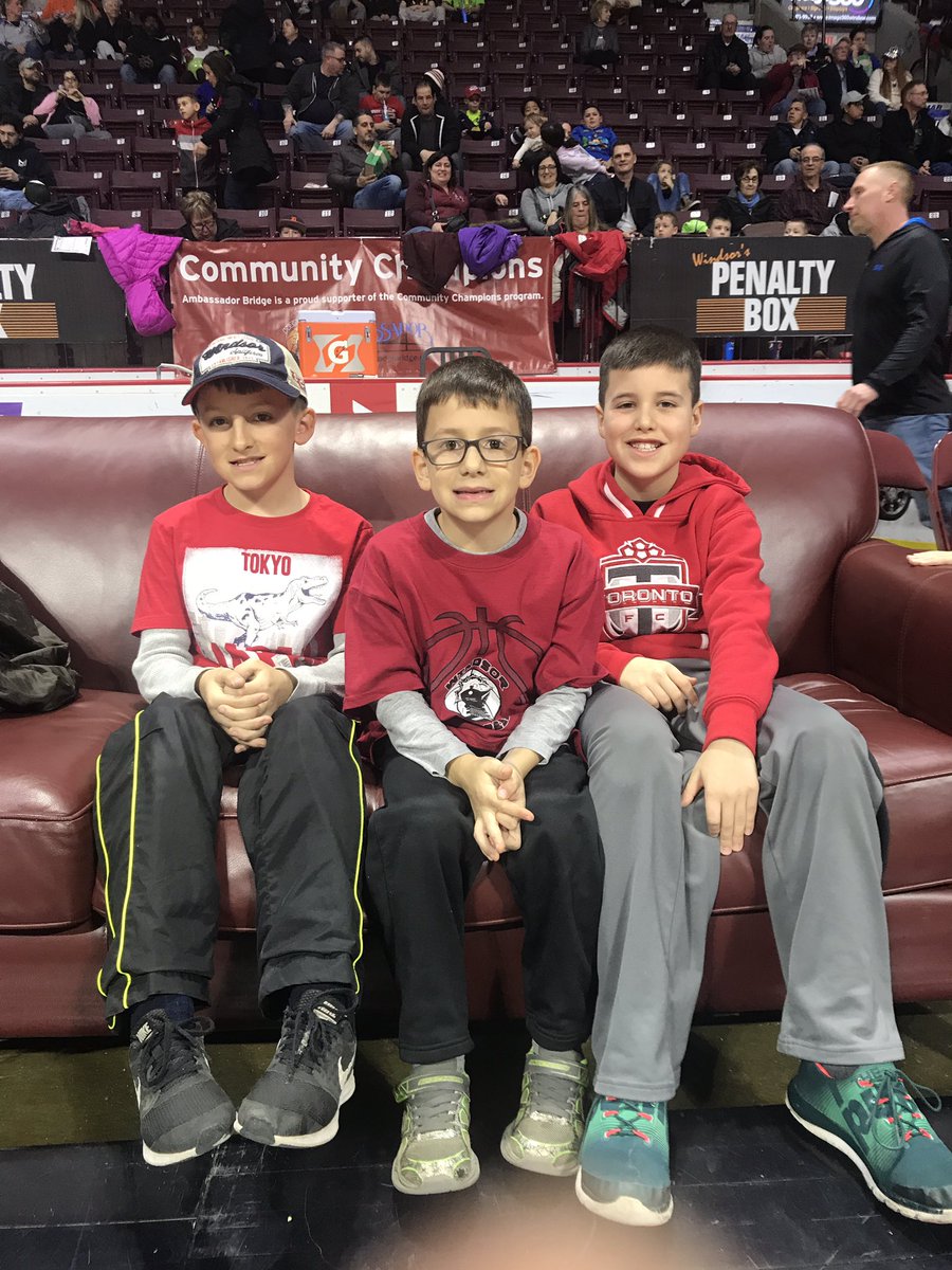 Congrats to Anthony M, birthday boy Cristiano, and Anthony on the <a href="/EHFStyle/">EssexHomeFurnishings</a> Best Seats In The House Upgrade! Enjoy the game guys! #BackOnTrack #AllOne #ExpressNation