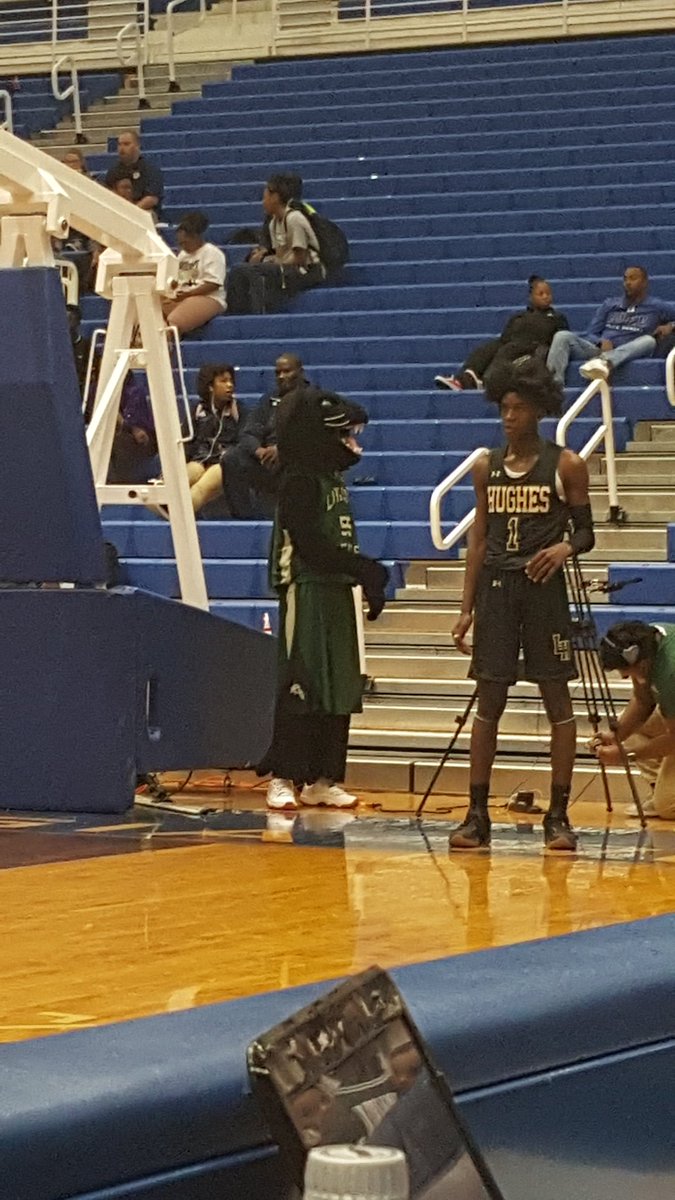 slythesportsguy (@slythesportsguy) on Twitter photo Hey, both teams have the mascots here tonight. This game is big!
4:09 to go in the half
@LHughesHoops 21
<a href="/jonesborobball/">Cardinal Basketball</a> 16 Hey, both teams have the mascots here tonight. This game is big!
4:09 to go in the half
@LHughesHoops 21
<a href="/jonesborobball/">Cardinal Basketball</a> 16