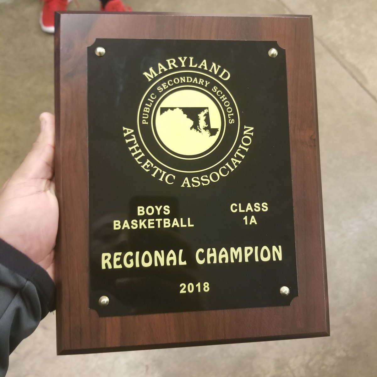 SjcCoachDunbar's tweet photo. @FHHShoops @TheFHHSHornets 2018 1A South Regionals Championship #THEHEIGHTS Hornets #buzz2states https://t.co/hgKtnPbVHC