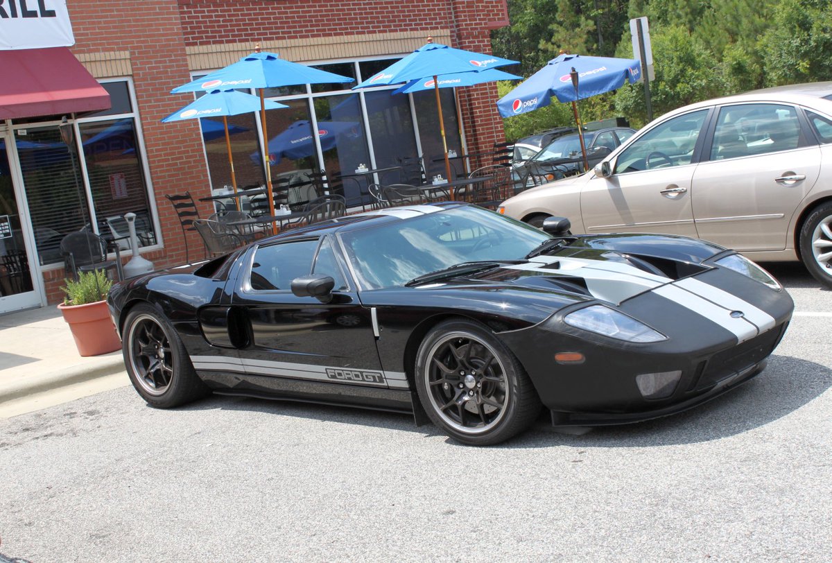 CAT1PRO's tweet photo. #FORD at #220mph + https://t.co/43m4FEqvwt