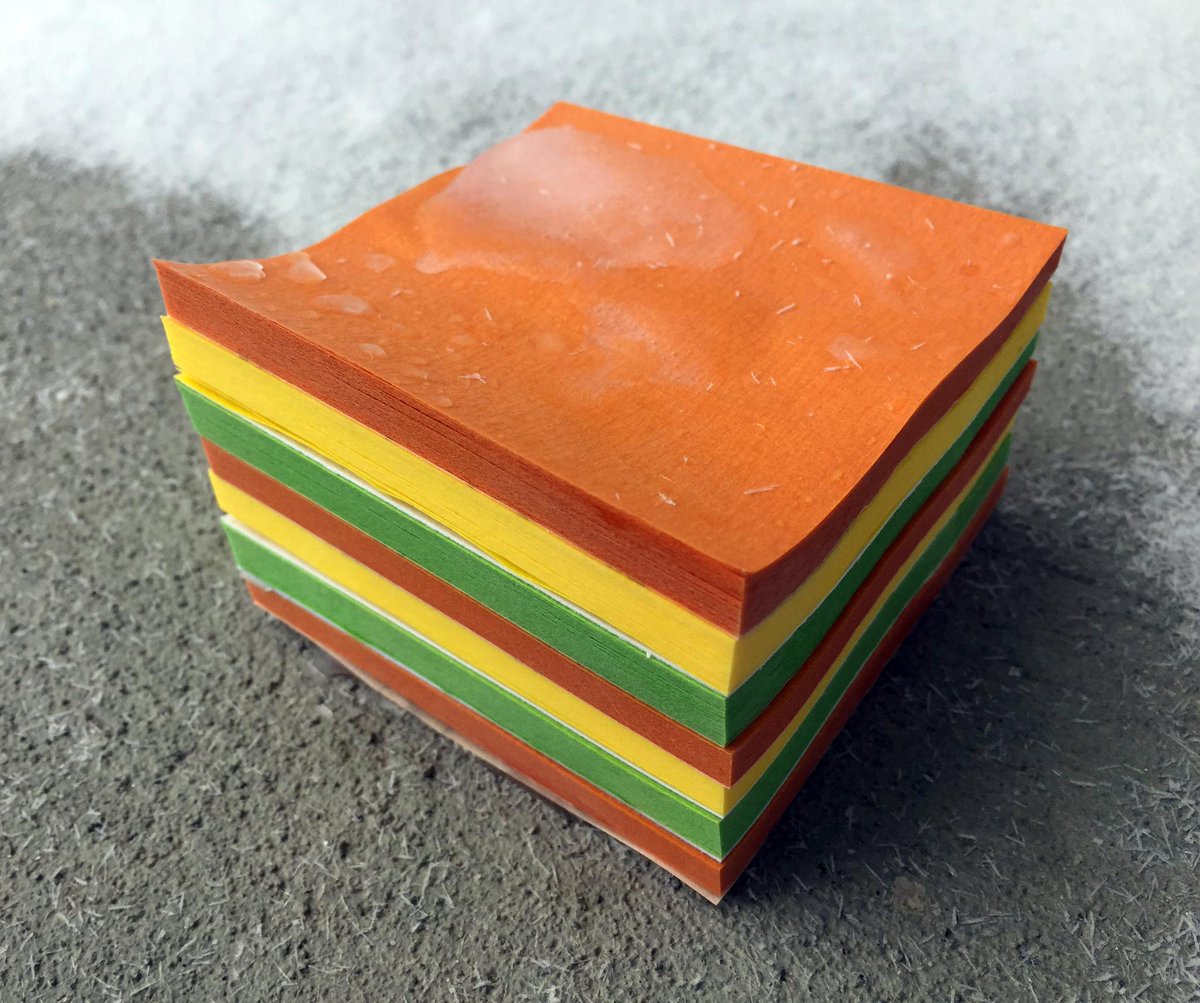 The cold never bothered #PostitExtreme Notes anyway. post-it.com/extreme