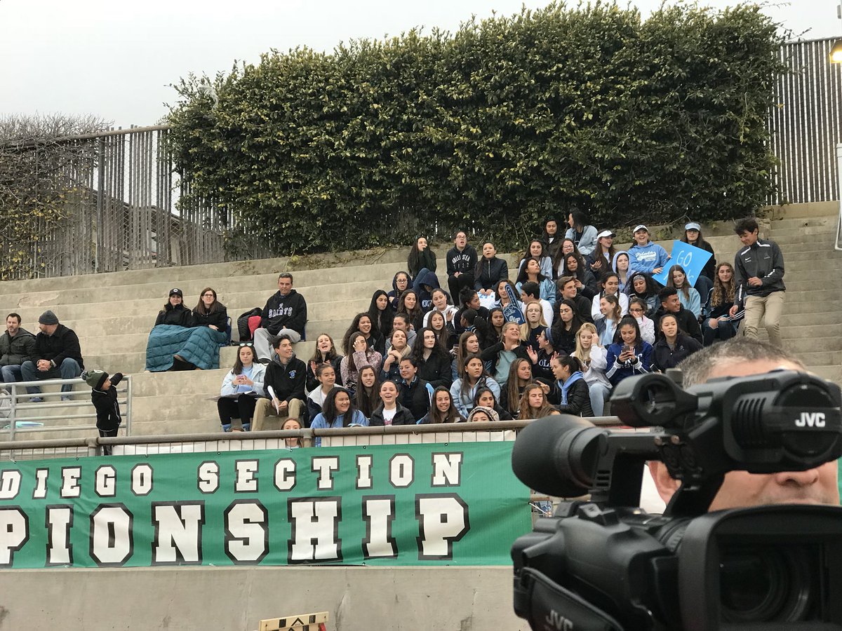 apeaceofnews's tweet photo. Pilot Productions cheering on our varsity soccer girls!⚽️🎥 https://t.co/Rj7oc9pVQT