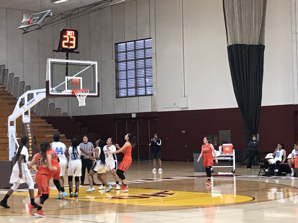 VAPA_at_Legacy's tweet photo. The Legacy Girls Basketball Team completed their CIF City Section season today with a heart-crushing defeat to a strong Carson HS Team today in the City Championships. We are super proud of our girls for a spectacular season. March 9 is Tigers Girls Basketball Day at Legacy! https://t.co/fvdw7WHaL1
