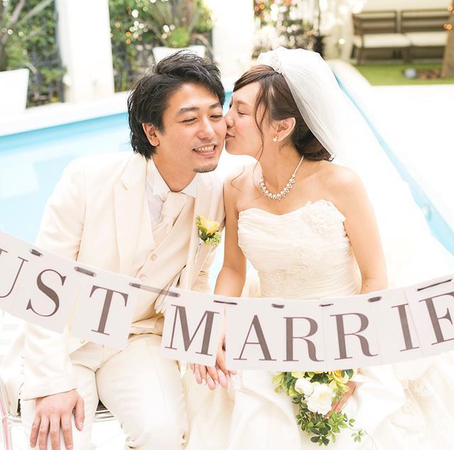 SimpleWeddingJP's tweet photo. Just Married💓
.
.
ウェディング ドレスのアップグレード無料キャンペーン中✨
.
.
#シンプルウェディング #フォトウェディング #写真だけの結婚式 #チャペル #チャペル挙式 #挙式 #マタニティフォト #二人だけの結婚式 #入籍 #代官山 https://t.co/JLXcdwzJFQ https://t.co/vY4tP1u0R4