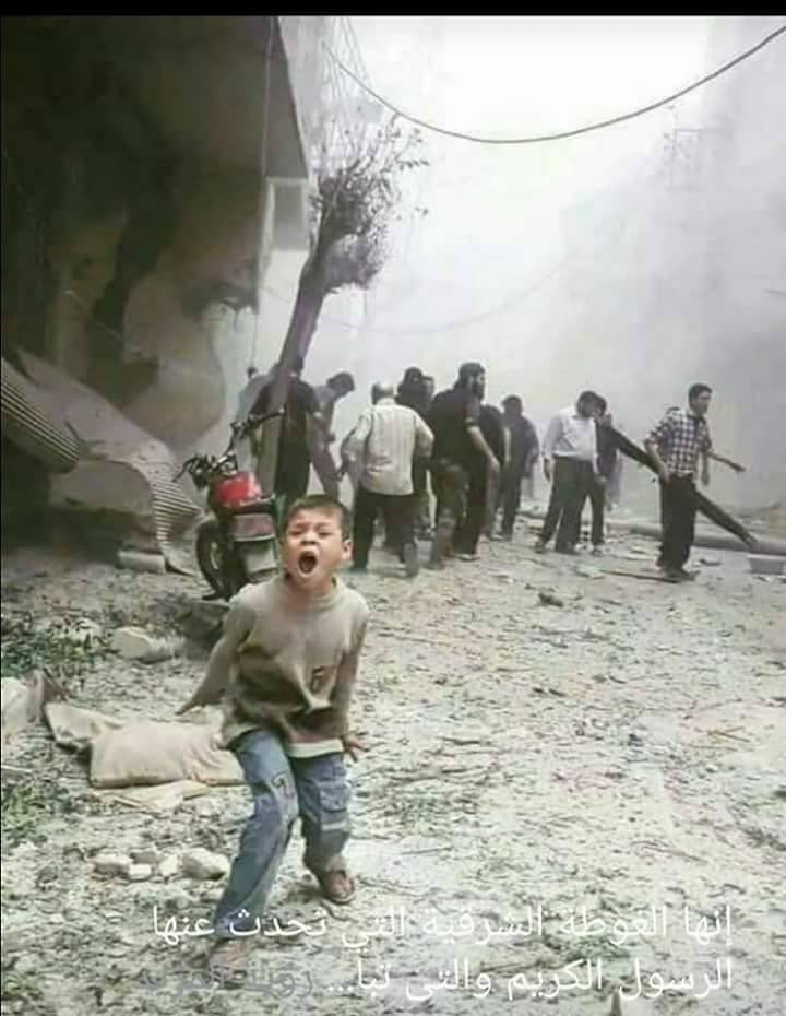 WeAreChilensis's tweet photo. Más de 400 personas muertas los últimos 5 días en Siria. Los cuáles 165 son niños. Que impotencia saber que con un tweet no vamos a poder cambiar nada, pero dejemos de hacernos los ciegos, esto está sucediendo en el mundo ahora mismo. #PrayForSiria https://t.co/YzZSJ0JFG9