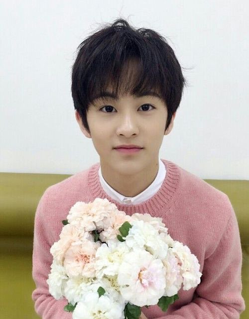 kpophairs's tweet photo. #MARK #마크 #NCT https://t.co/5WZRztB8YT