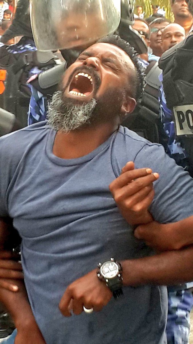 Very concerned by reports that MDP Council Member @shaheeym is being denied medical access.2 weeks since arrest,he has not been taken to a doctor,despite repeated requests.This is unlawful;State of Emergency is not an excuse for such illtreatment, @PoliceMv @hrcmv.
@minaammohamed