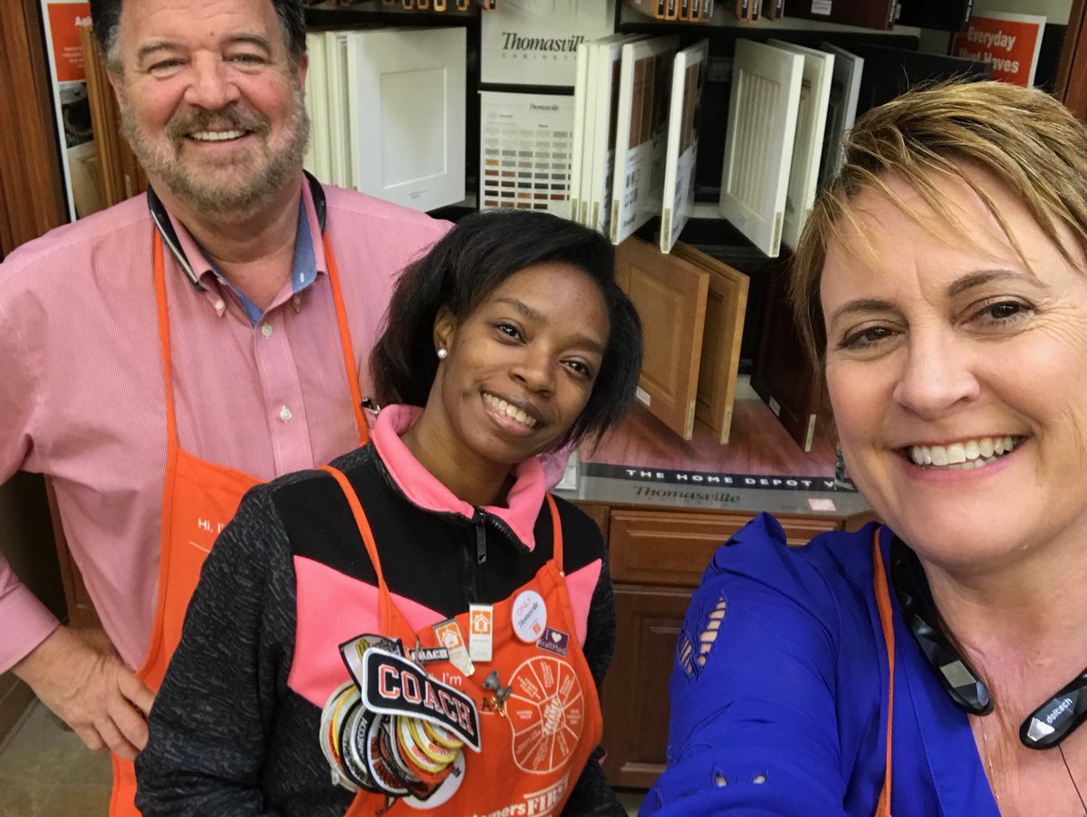 Store #552 Duncanville visit to introduce Ed Morris!!! Awesome connections happening. @DerekTHD <a href="/JuleeEckert/">JulieEckert</a> <a href="/Penn_DSM/">Judy Penn</a> @HDI_FtWorth <a href="/thdmichaelbell/">Michael Bell</a>