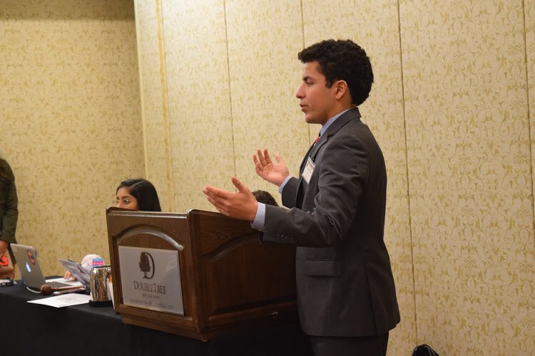 CVHSJSA's tweet photo. Last weekend's #WinterCongress was a blast! Congrats to Sebastiao for getting a Best Speaker gavel, and to Jorge and Nikola for getting gavels as well as for their "Texas Secession" bill getting passed! 🇺🇸 https://t.co/qefrnJIFsO
