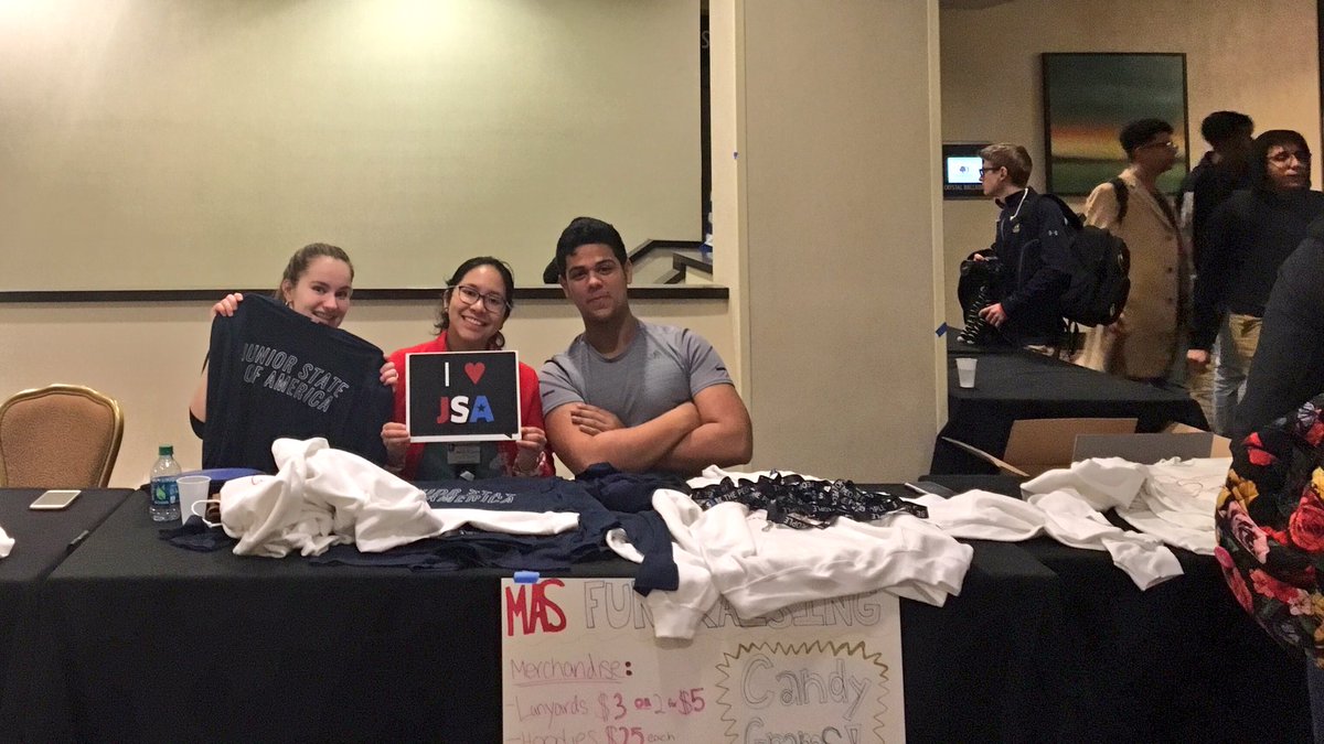 CVHSJSA's tweet photo. Last weekend's #WinterCongress was a blast! Congrats to Sebastiao for getting a Best Speaker gavel, and to Jorge and Nikola for getting gavels as well as for their "Texas Secession" bill getting passed! 🇺🇸 https://t.co/qefrnJIFsO
