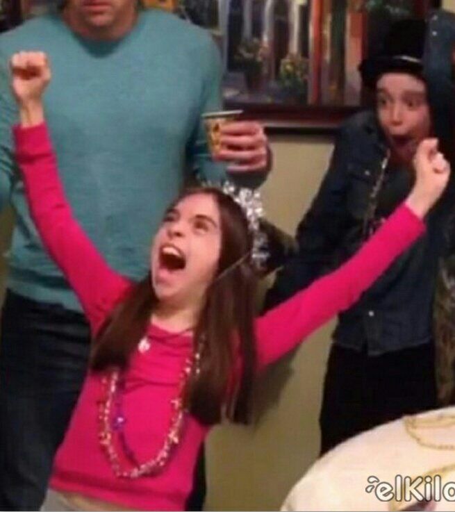 bus_laswildcats's tweet photo. Falta poco para los 100 dias 😼💣 https://t.co/KTbJjEIpSl