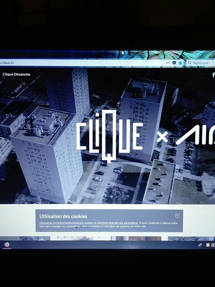 vic_bodere's tweet photo. Trop fan quoi !! 👌 @cliquetv @mouloudachour #CliqueTV #cliquedimanche https://t.co/61RoMXVtnN